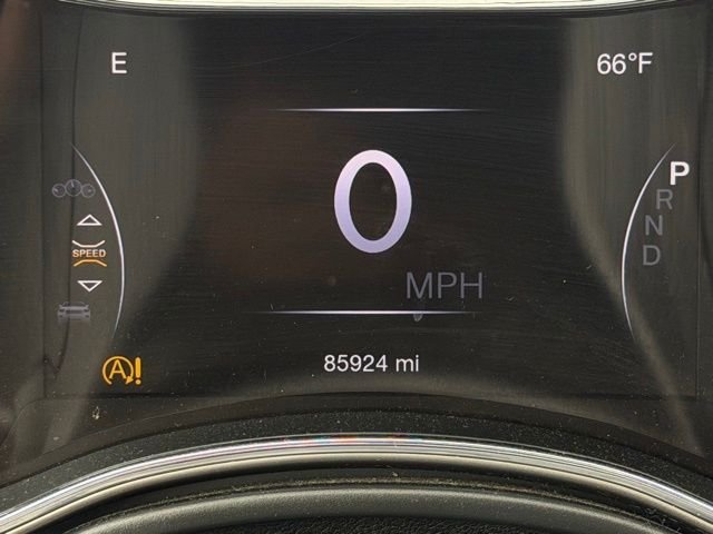 Used 2020 Silver Jeep Laredo E image 22