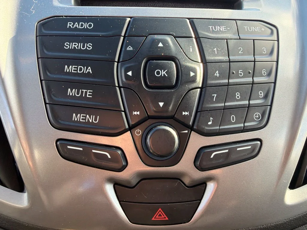 Used 2015 White Ford XLT image 28