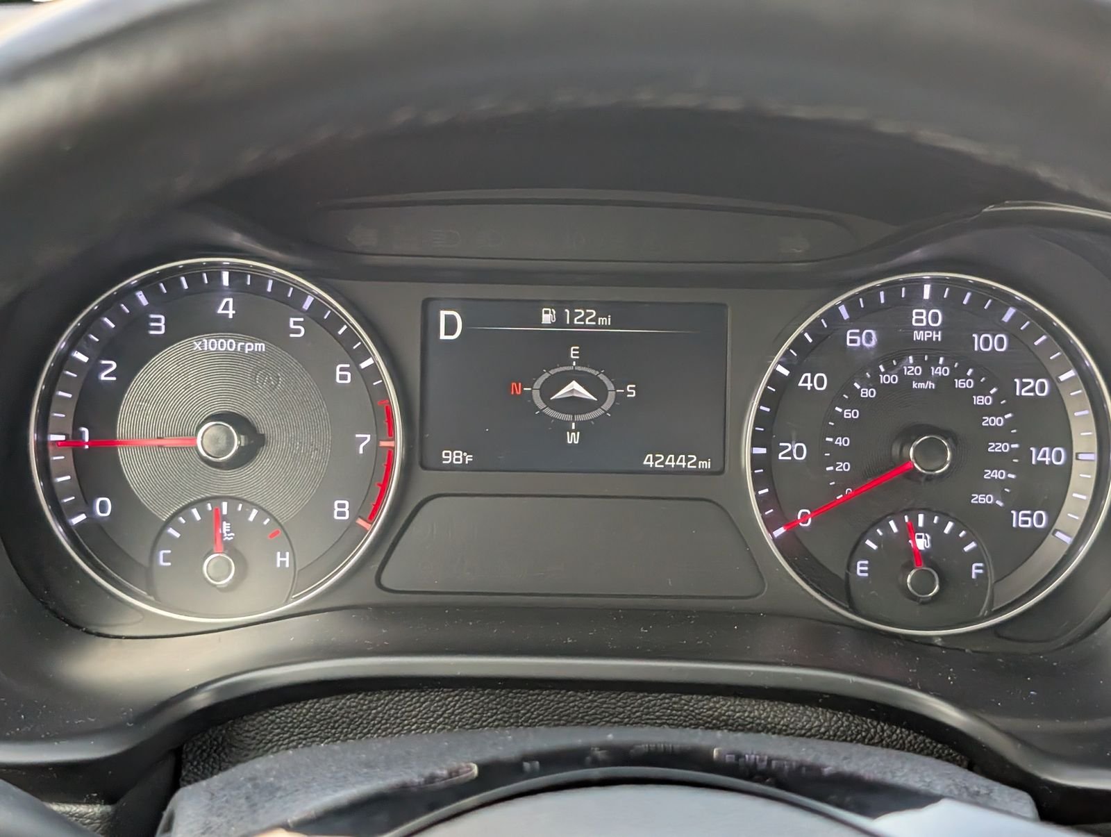 Used 2024 Snow White Pearl Kia GT-Line image 25