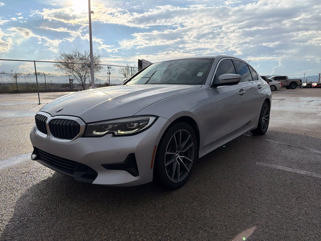 Used 2019 Silver BMW 330i image 1