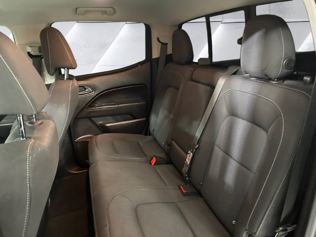 Used 2018 Red Chevrolet LT image 18