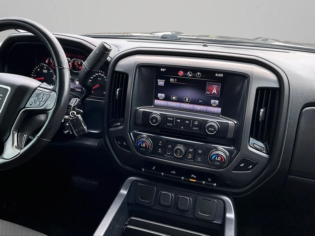 Used 2015 Black GMC SLE image 7