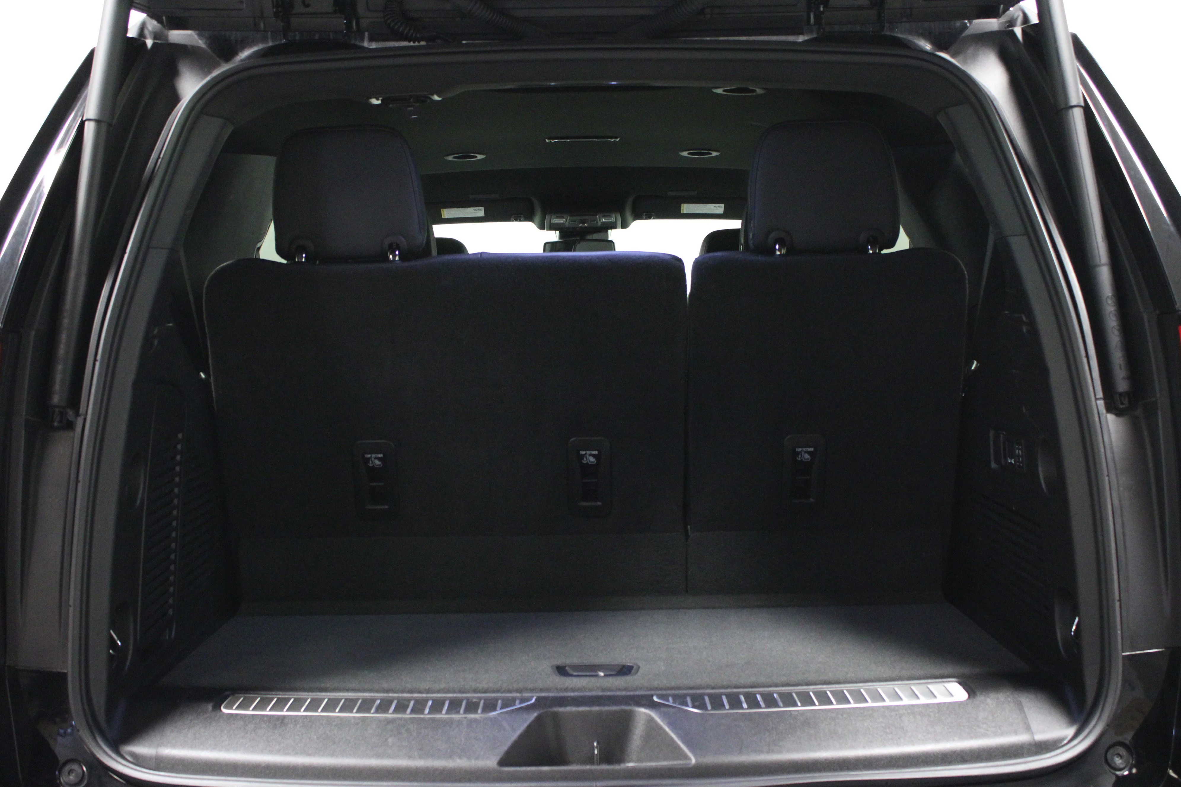 Used 2025 Onyx Black GMC Denali image 15