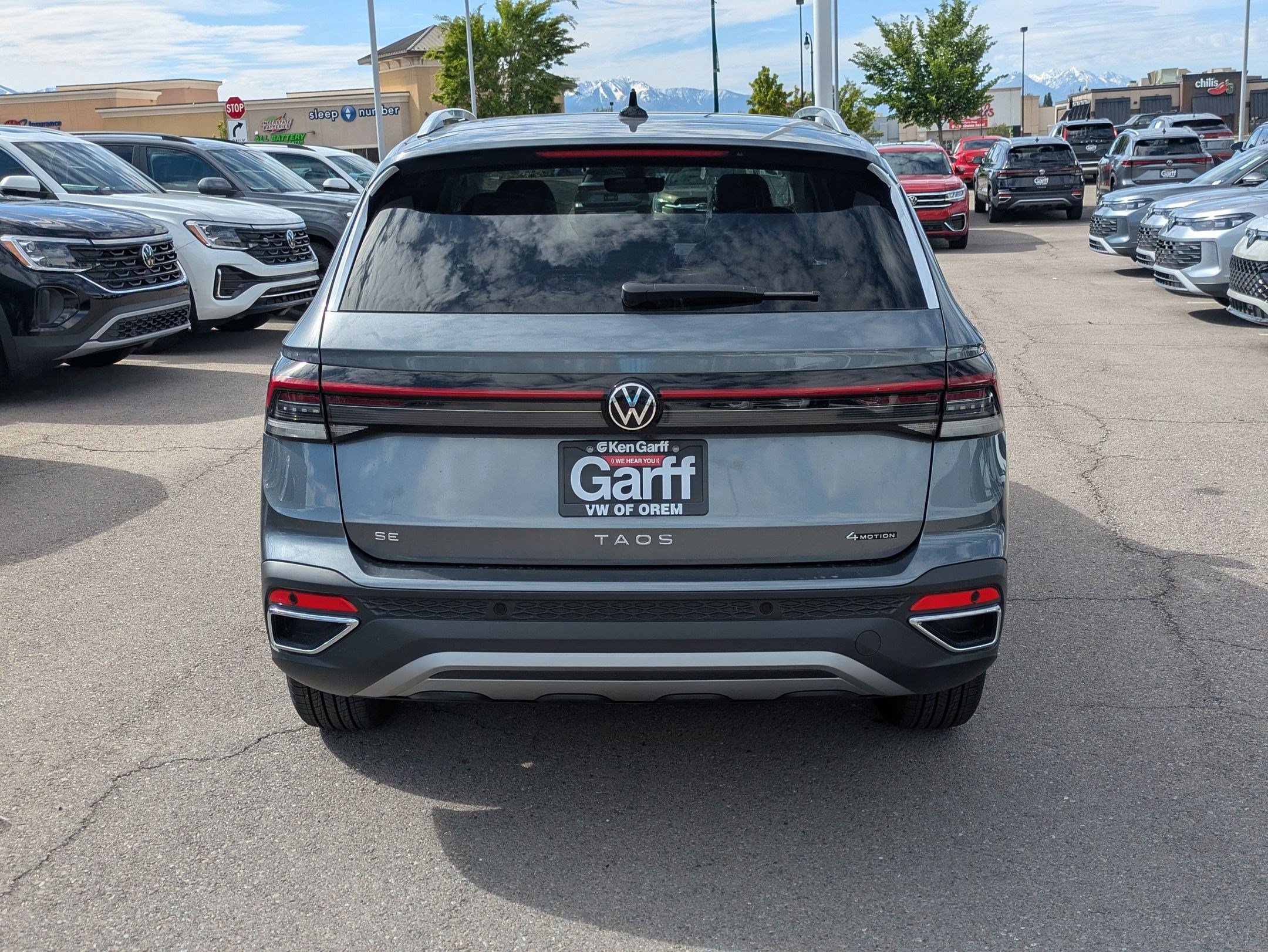 New 2026 Platinum Gray Metallic Volkswagen SE image 4
