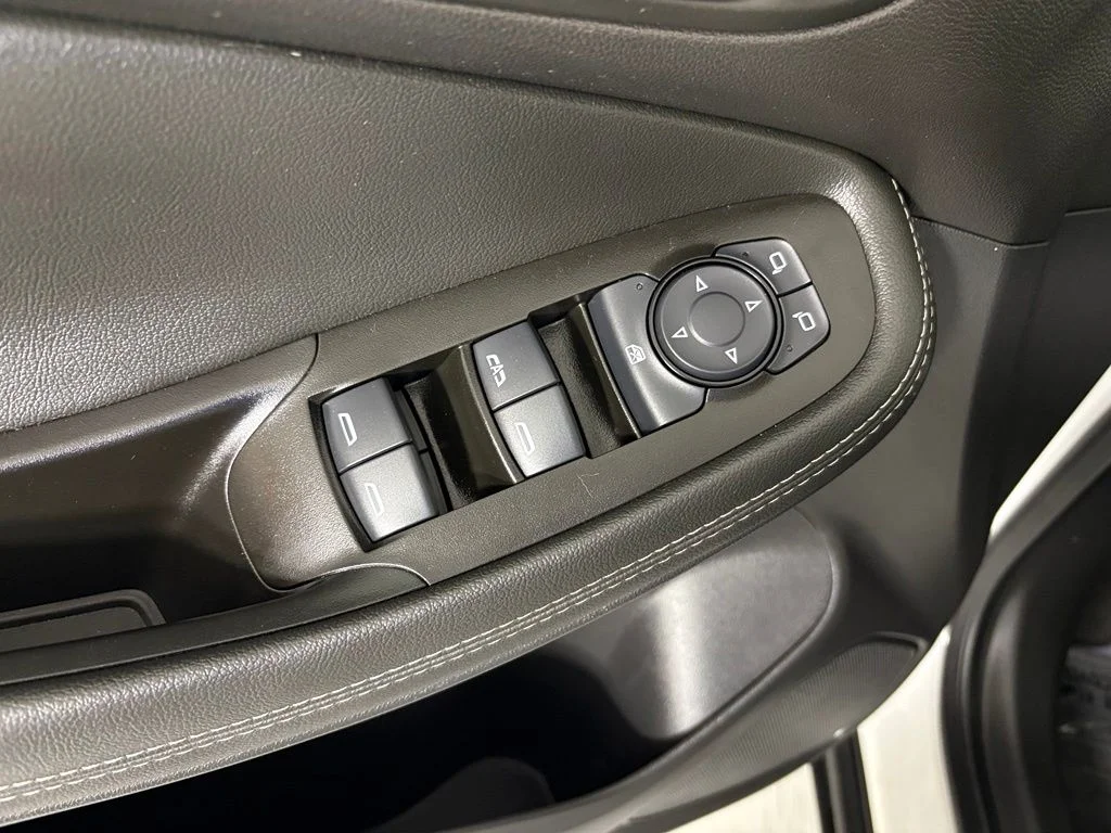 Used 2024 White Buick Preferred image 19