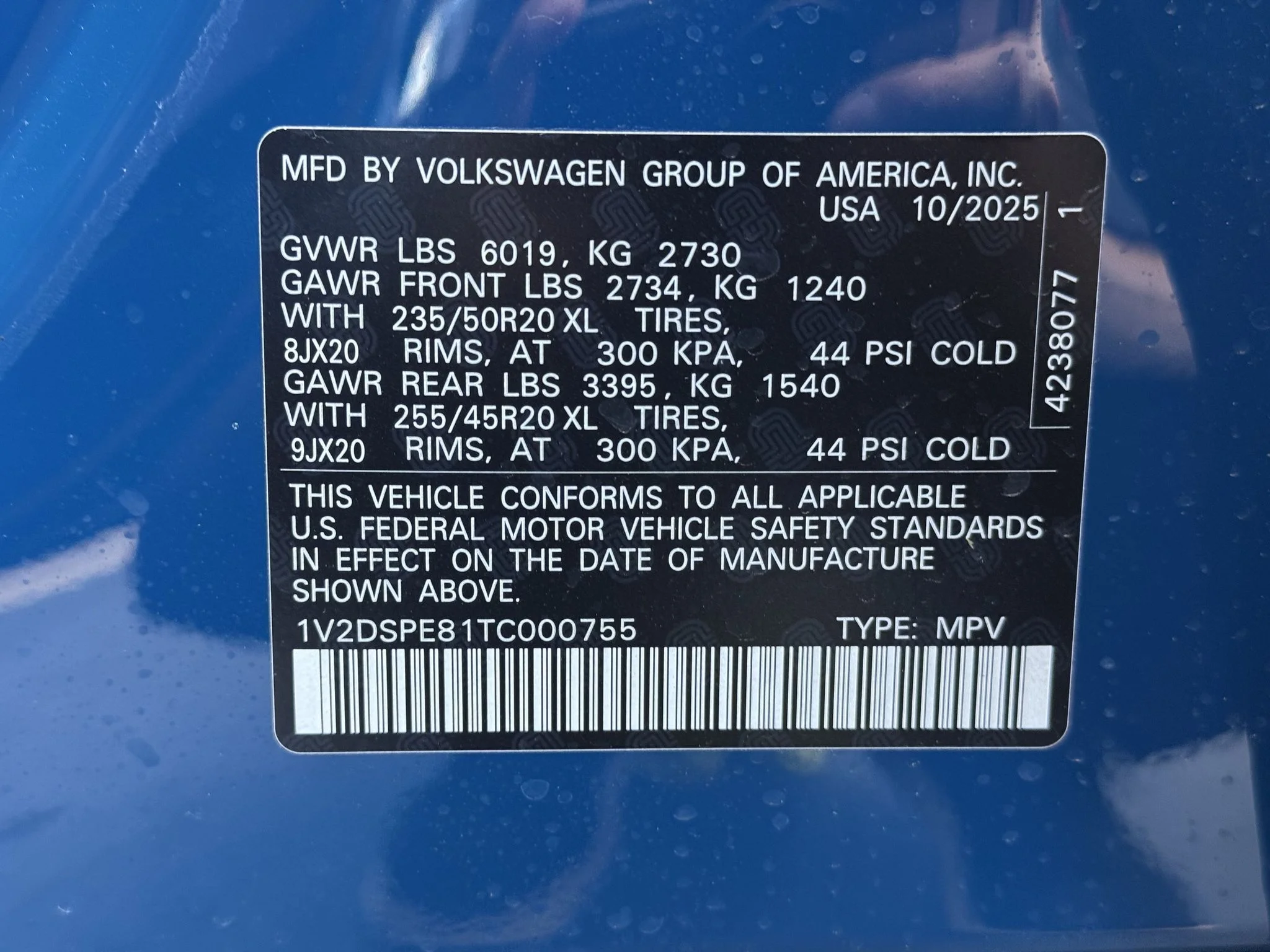New 2026 Mountain Lake Blue Metallic Volkswagen Pro image 37