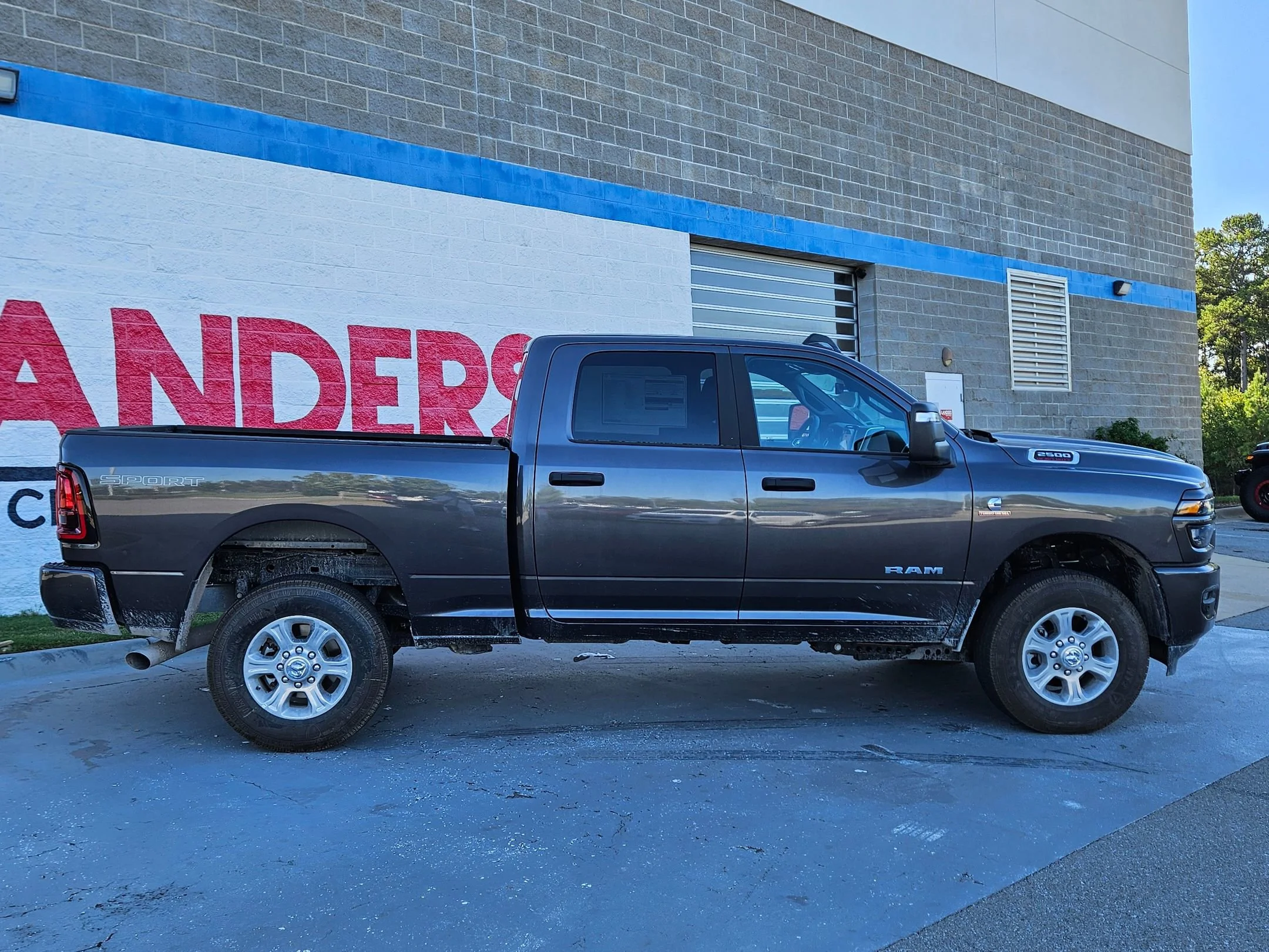 2026 RAM 2500 Big Horn - Photo 8
