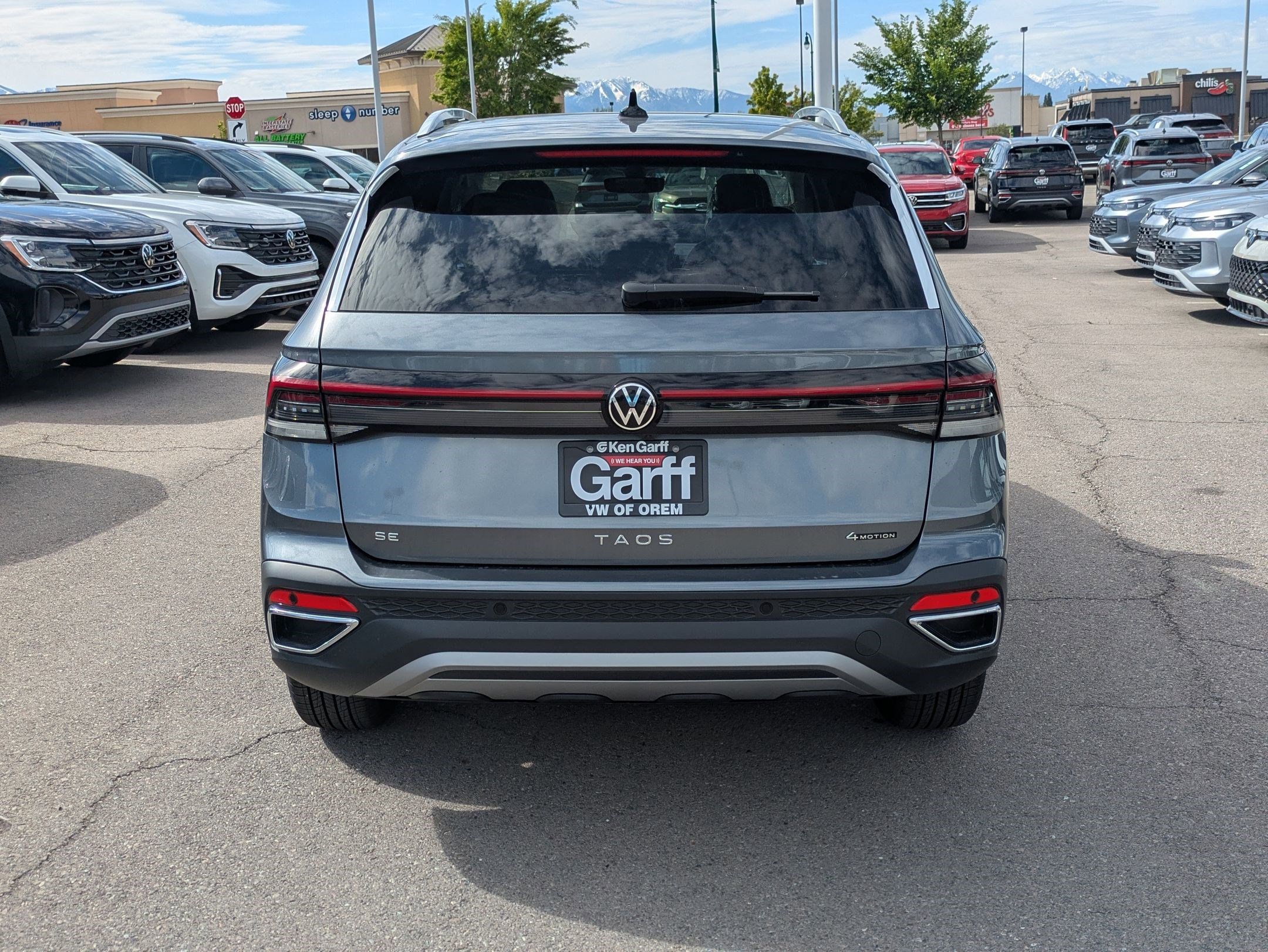 New 2026 Platinum Gray Metallic Volkswagen SE image 4