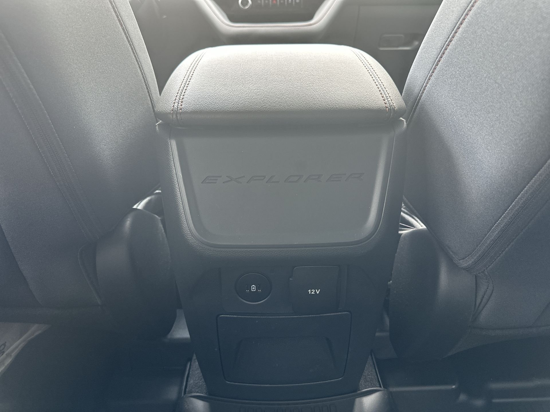 2025 Ford Explorer Active - Photo 21