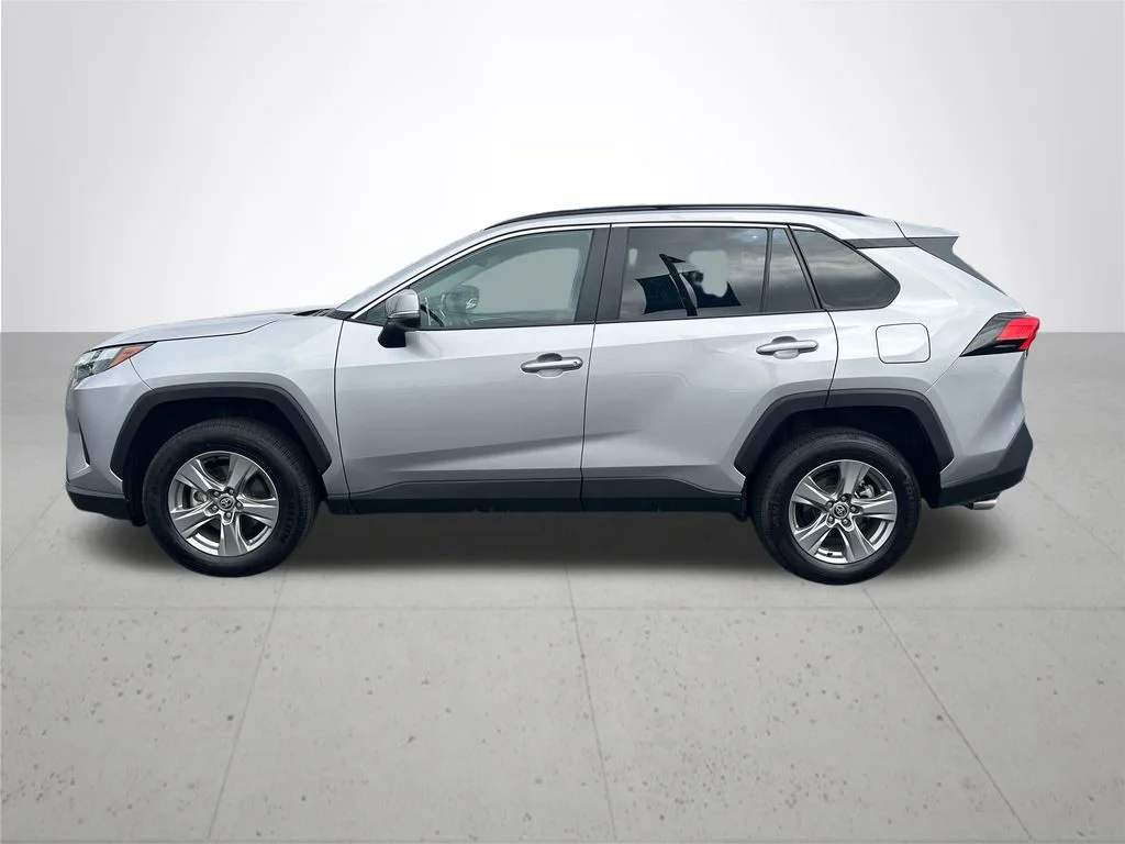 Used 2025 Silver Toyota XLE image 10