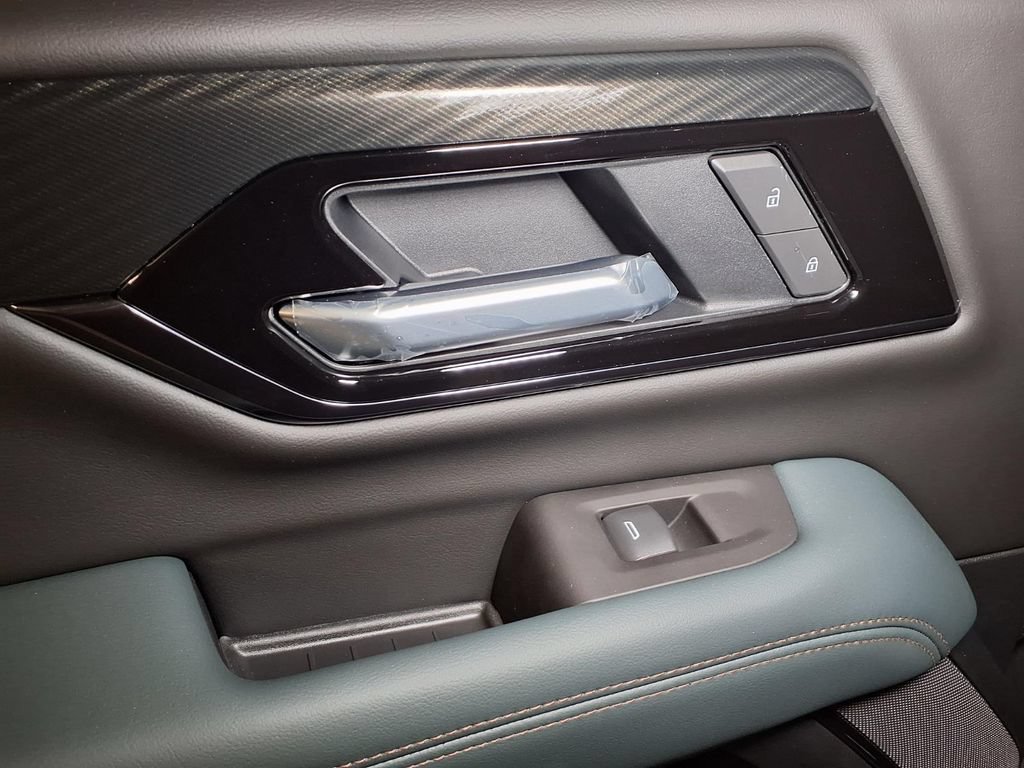 2026 GMC Yukon XL AT4 - Photo 11
