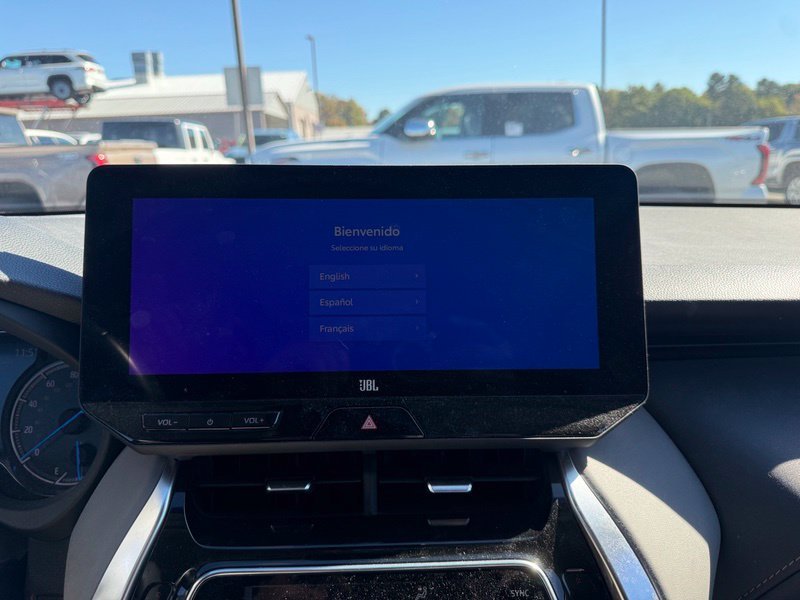 Used 2023 Silver Toyota XLE image 8