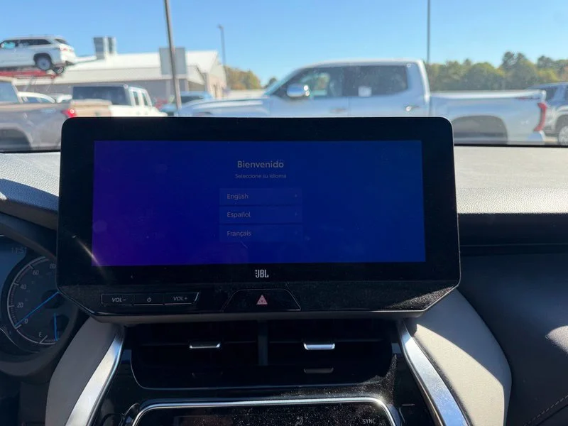 Used 2023 Silver Toyota XLE image 8