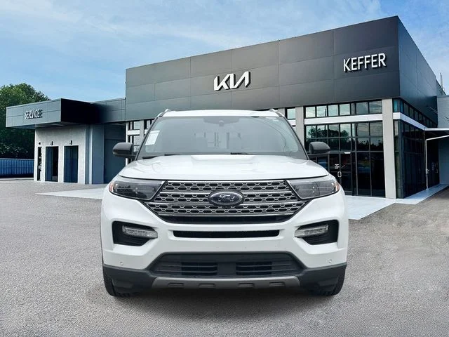 Used 2021 White Ford Limited image 3