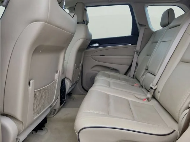 Used 2020 Black Jeep Overland image 13