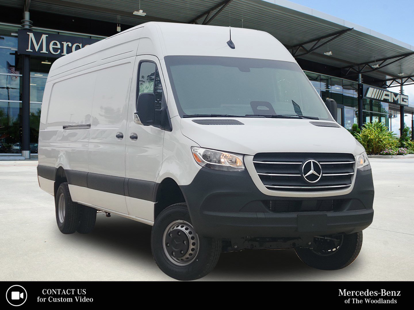 New 2026 Arctic White Mercedes-Benz Cargo 170 WB image 1