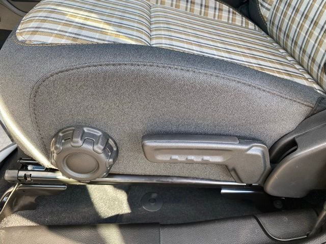 New 2026 Granite Crystal Metallic Clear-Coat Exterior Paint Jeep 85th Anniversary Edition image 21