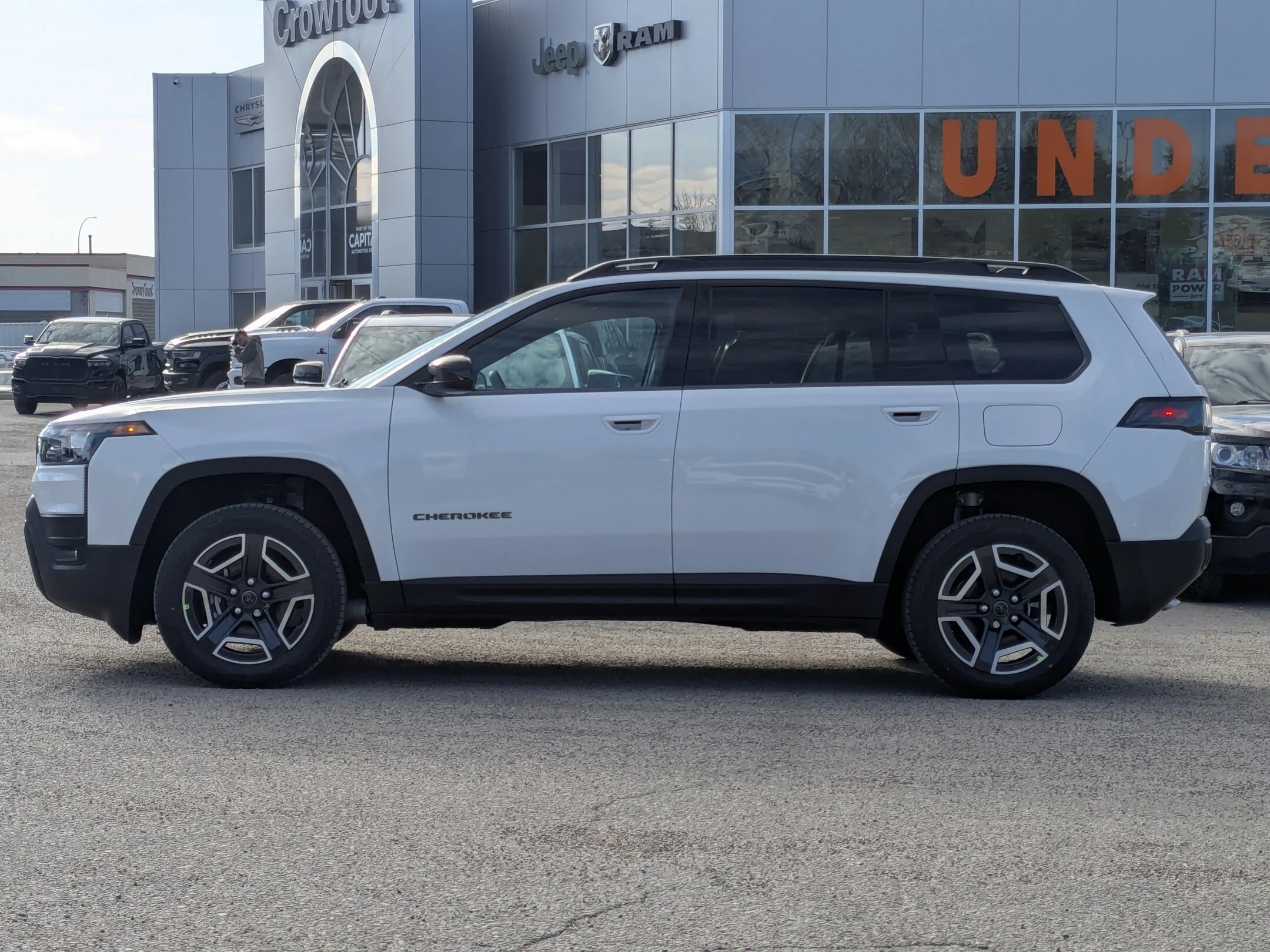 New 2026 White Jeep Laredo - - Hybrid - Mopar Interior Protection Pkg - Adaptive Cruise - 12.3 Display & More! image 5