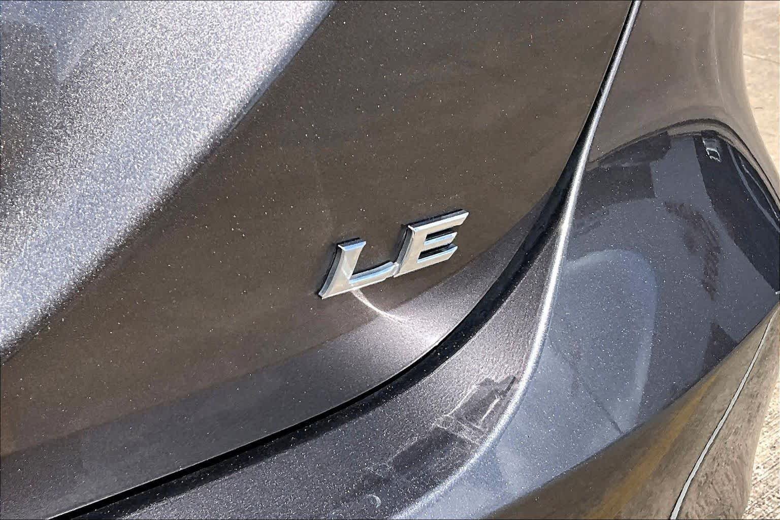 Used 2024 Predawn Gray Mica Toyota LE image 10
