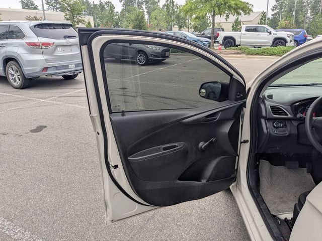 Used 2020 Beige Chevrolet LS image 19