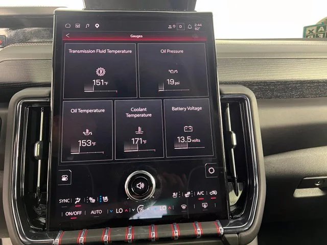 2025 GMC Yukon AT4 Ultimate - Photo 27