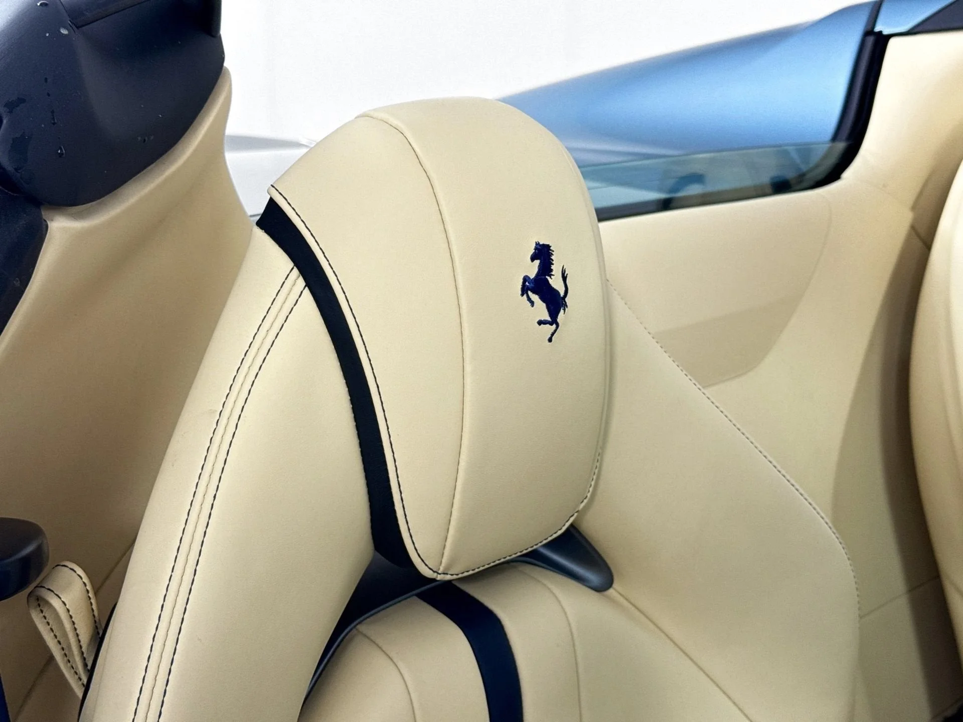 Certified Used 2022 Azzurro Met Ferrari Base image 23