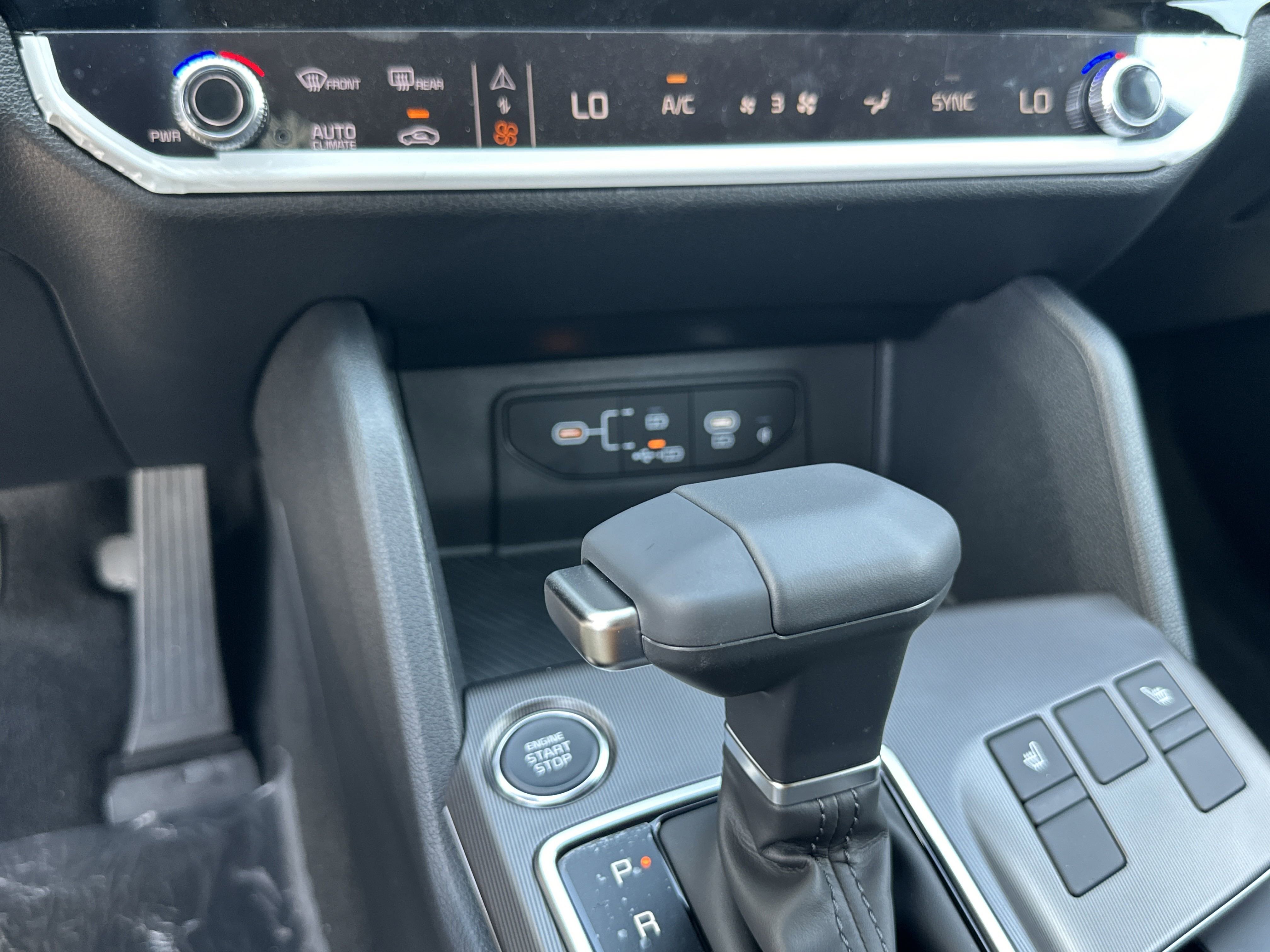 2026 Kia Sportage SX - Photo 28