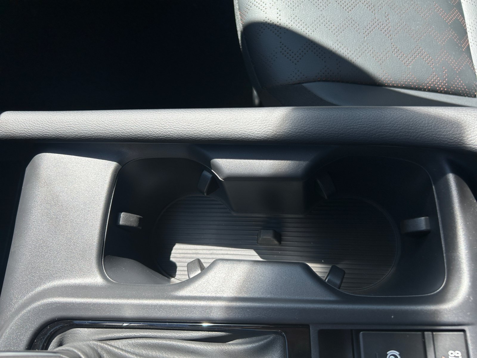 New 2027 Aspen White TriCoat / Super Black Two-tone Nissan SR image 26