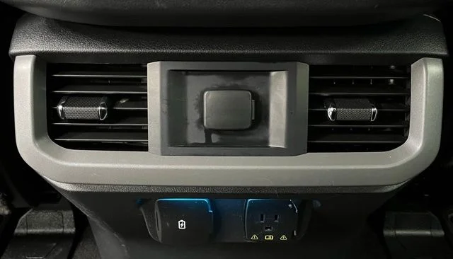Used 2024 Black Ford Lariat image 48