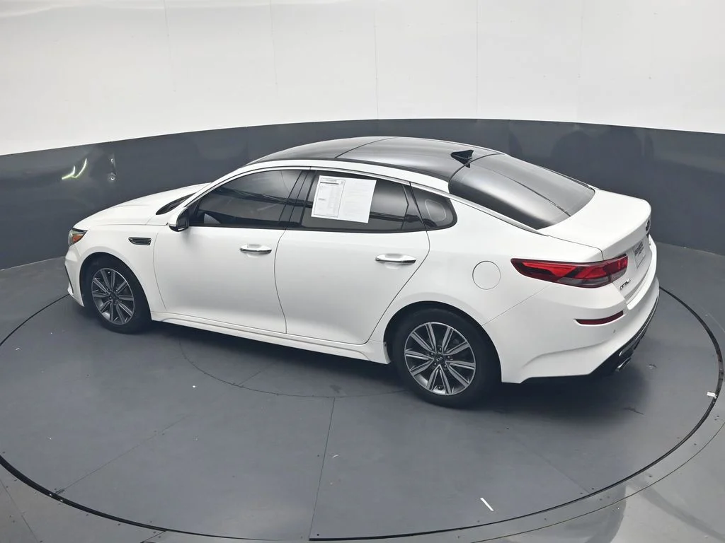 Used 2019 White Kia EX image 38