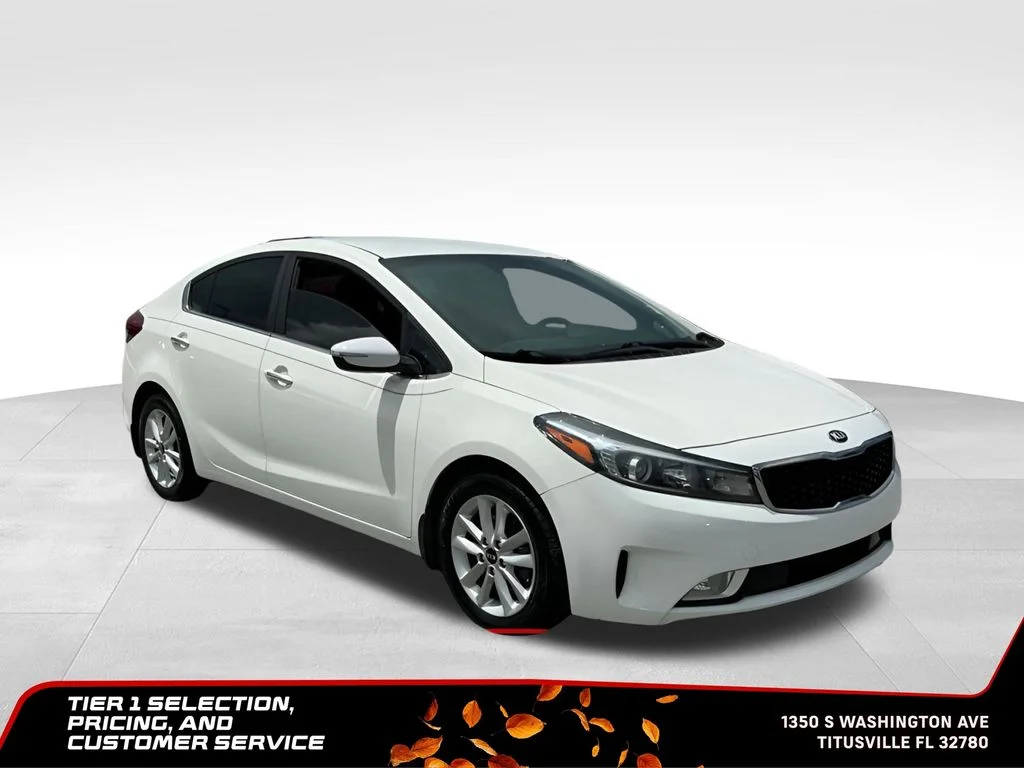 Used 2017 White Kia S image 12