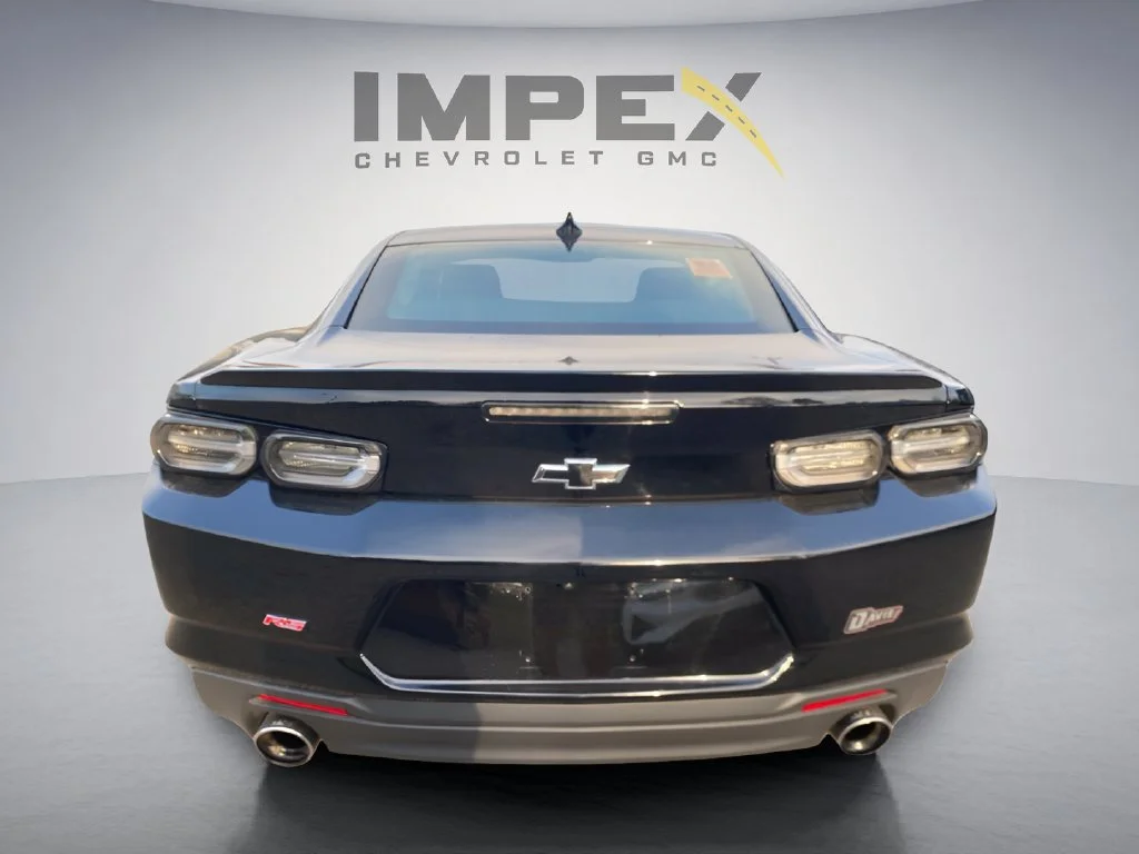 Used 2023 Black Chevrolet 2LT image 4