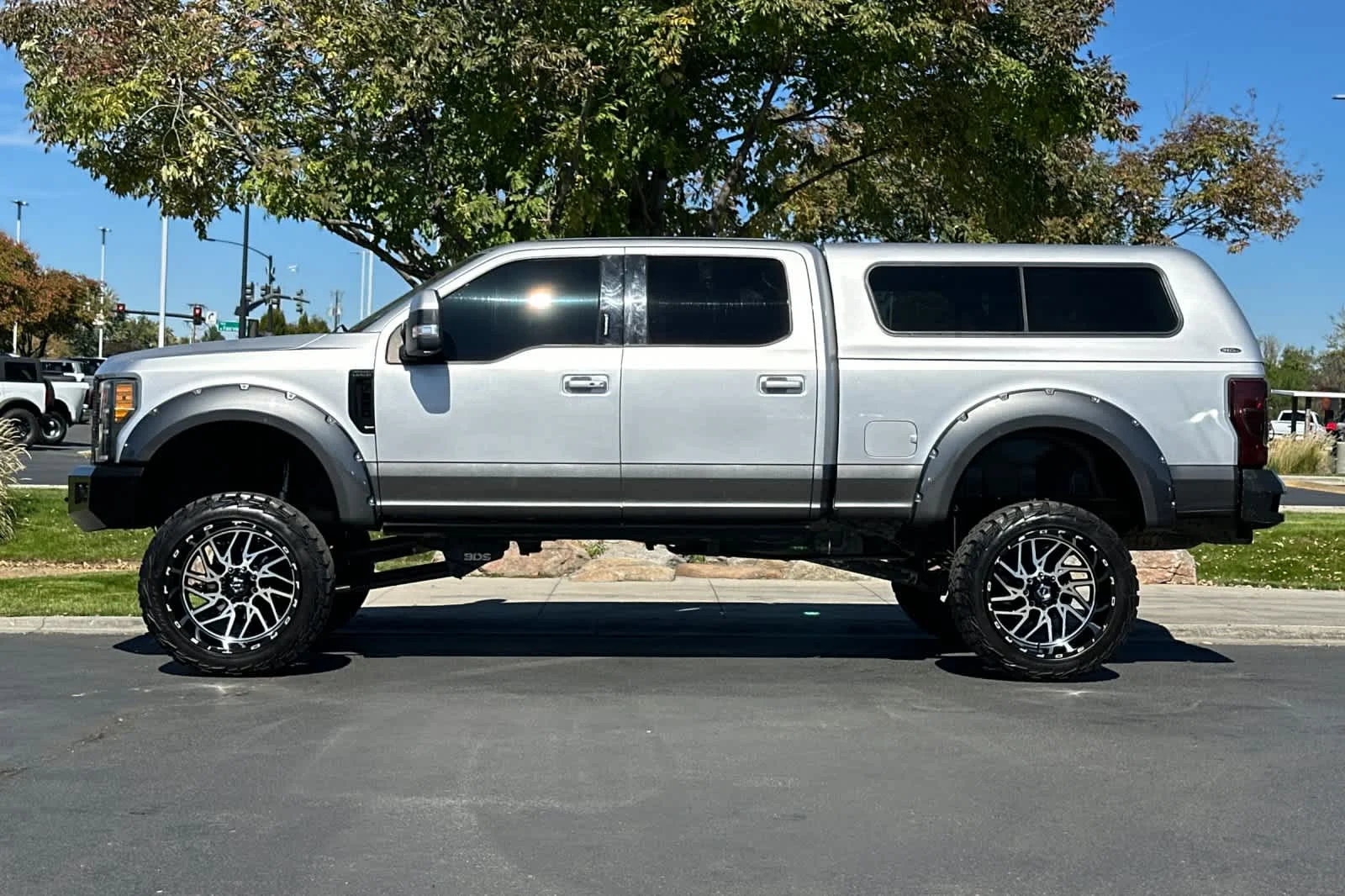 Used 2017 Ingot Silver Metallic Ford Lariat image 5