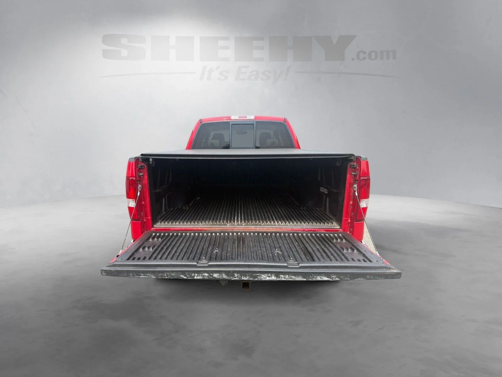 Used 2004 Red Ford Lariat image 22