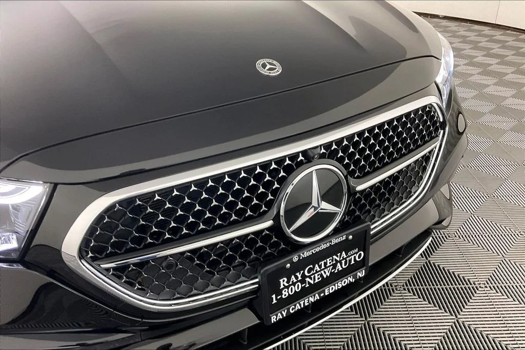 2026 Mercedes-Benz E-Class E350 - Photo 22