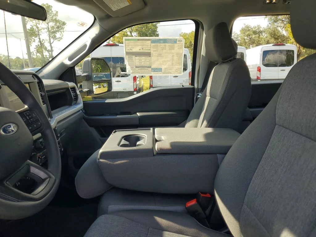 2026 Ford F-250 Super Duty XL - Photo 9