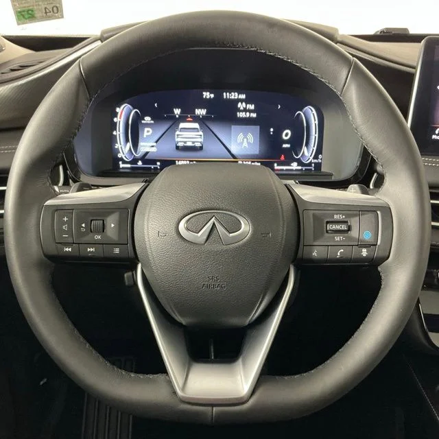 Certified Used 2025 Mineral INFINITI LUXE image 13