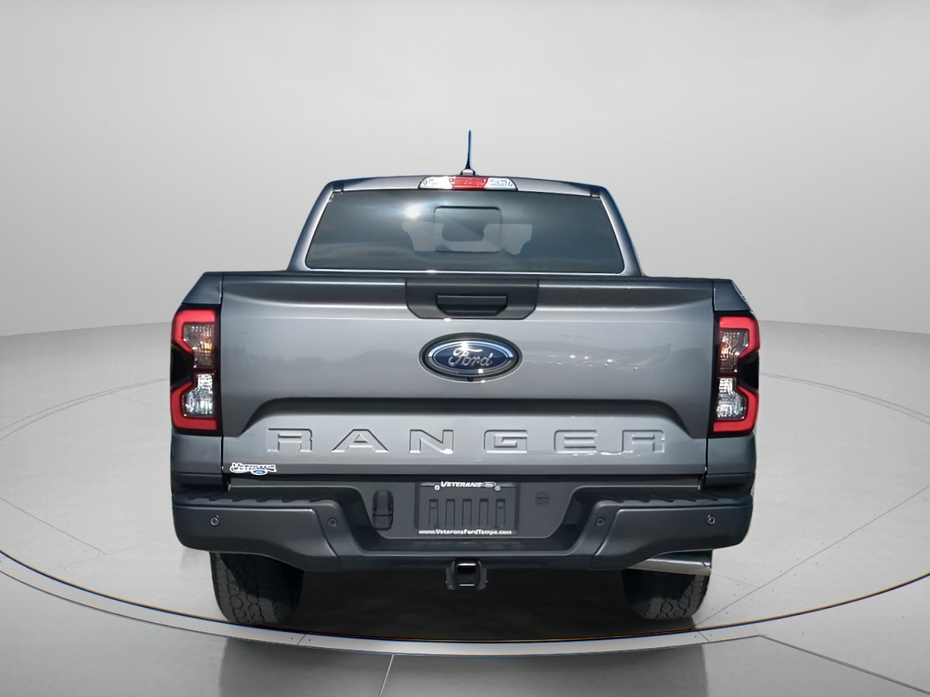New 2026 Carbonized Gray Metallic Ford Lariat® image 21