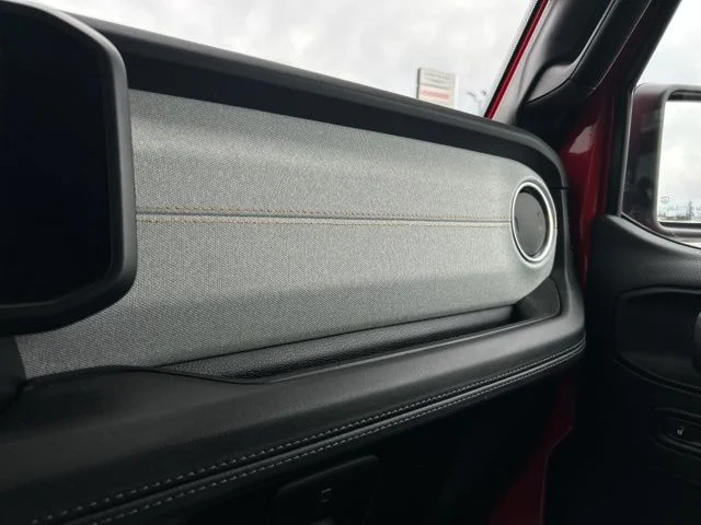 2025 Jeep Wrangler 4xe Sahara 4XE - Photo 38