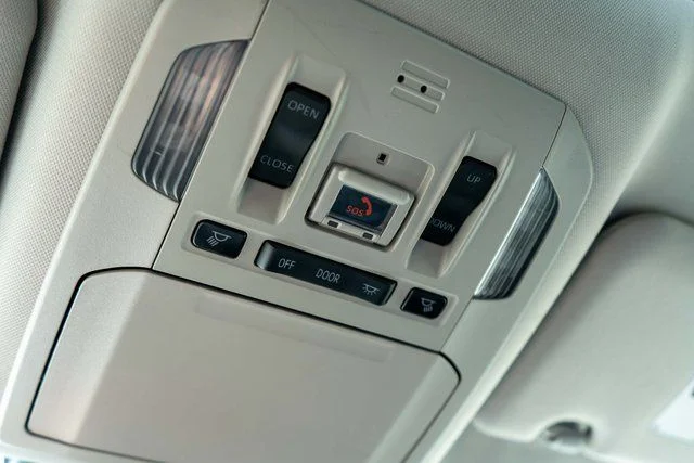 Used 2022 Gray Toyota XLE image 41
