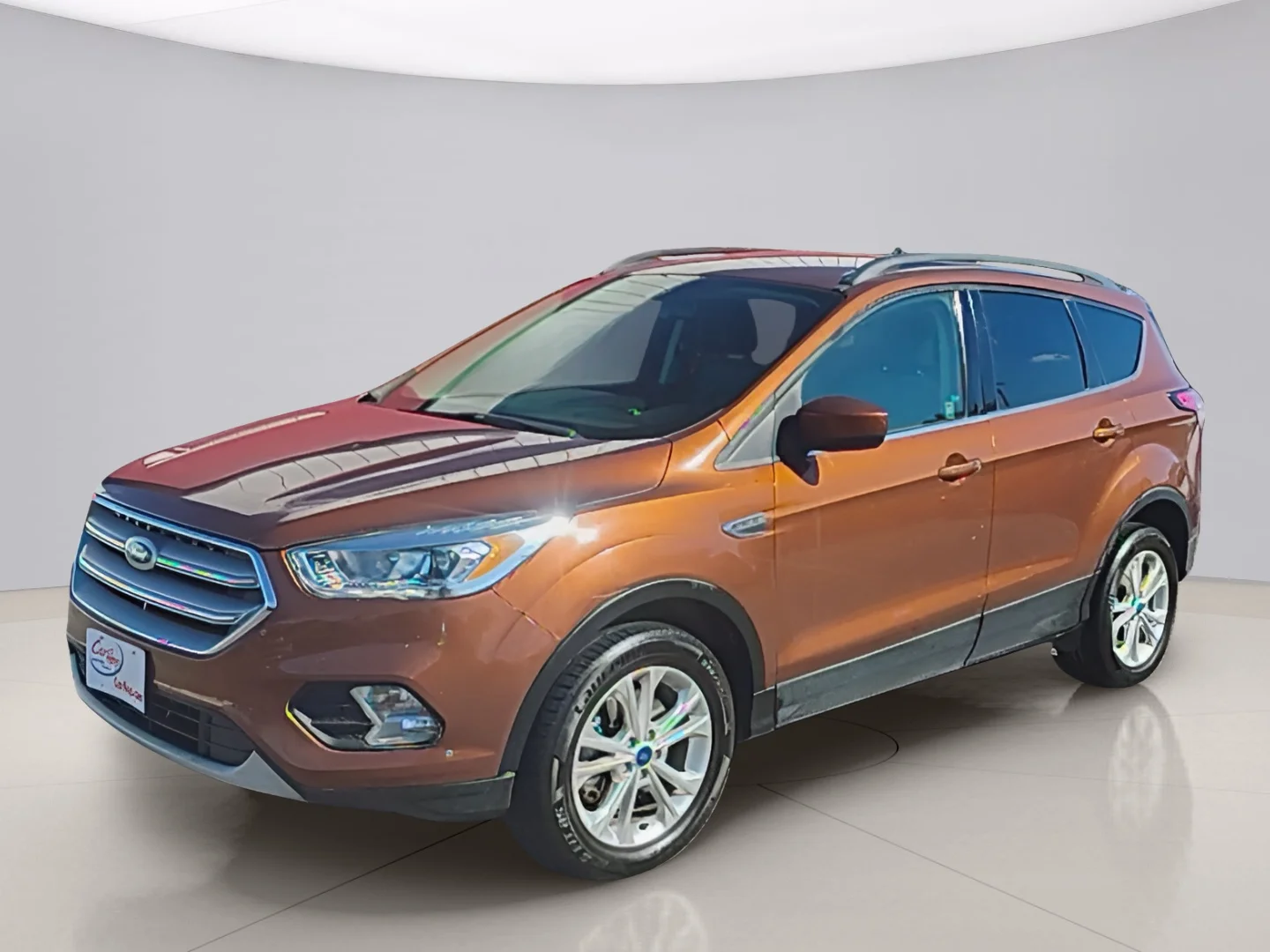 Used 2017 Red Ford SE 4WD image 1