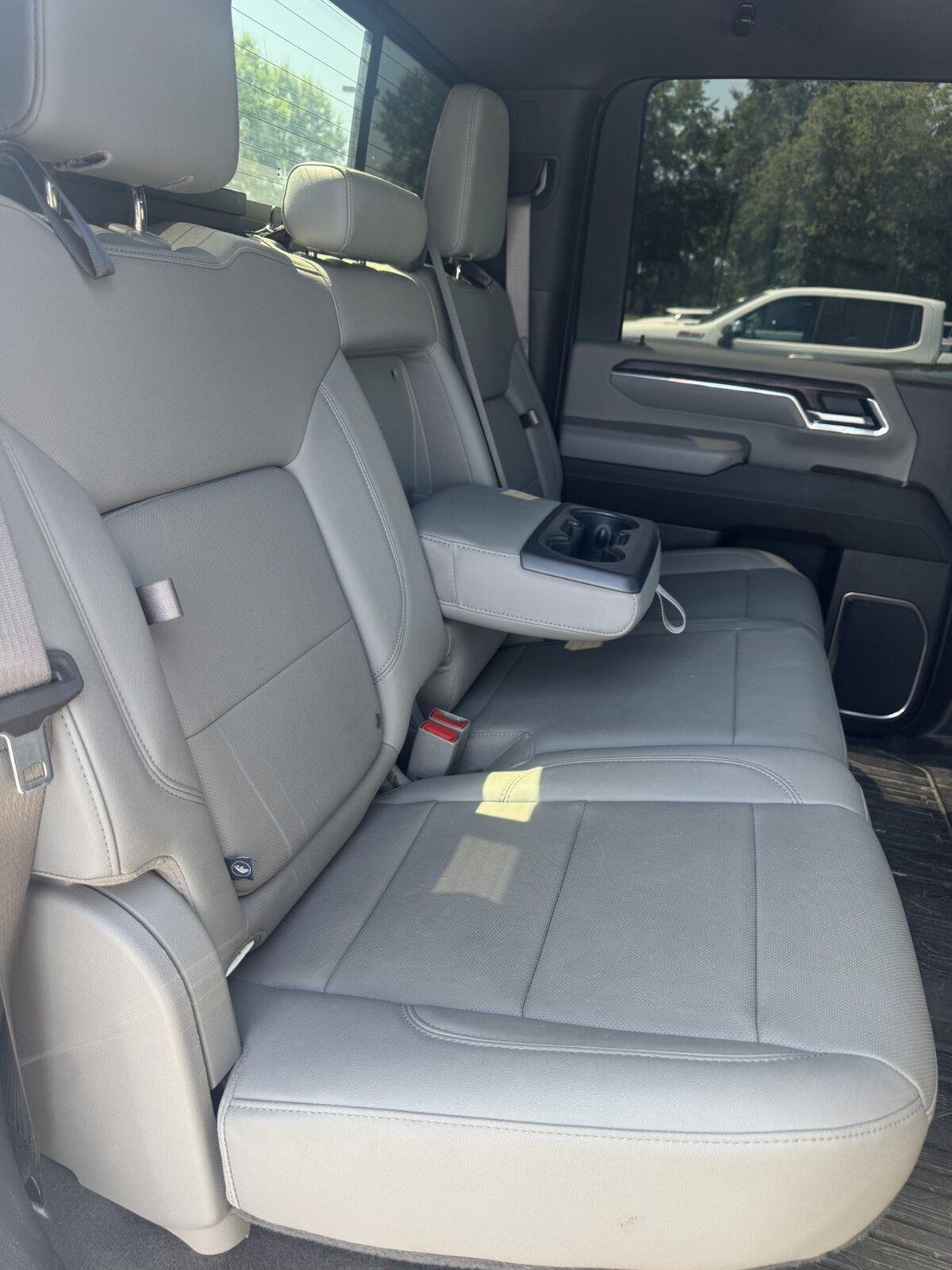 Used 2024 Summit White GMC SLT image 2