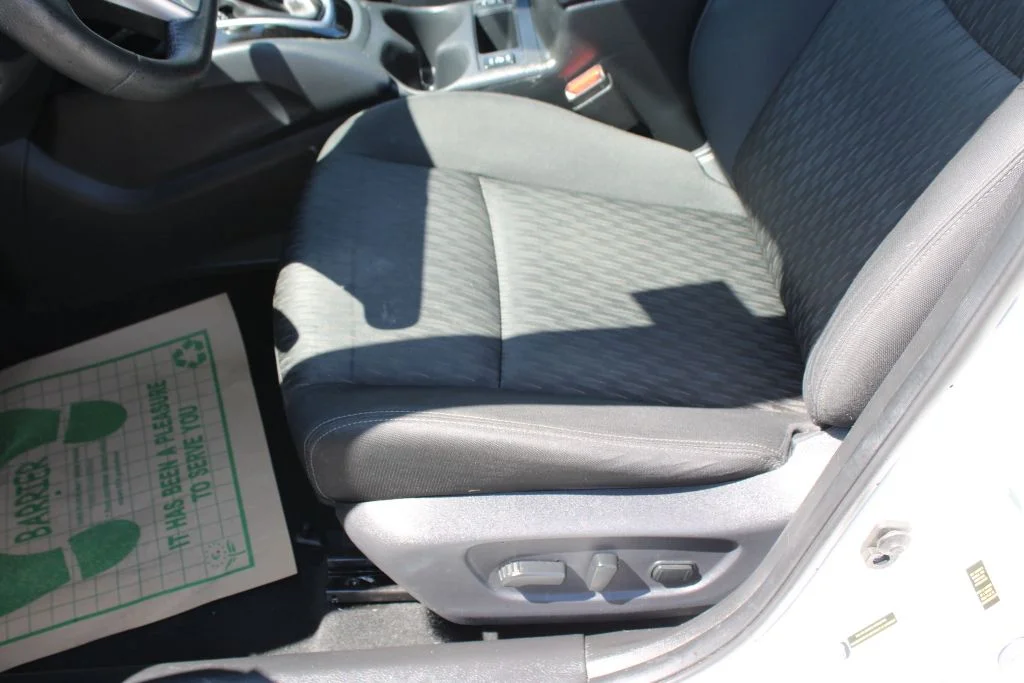 Used 2019 White Nissan SV image 16