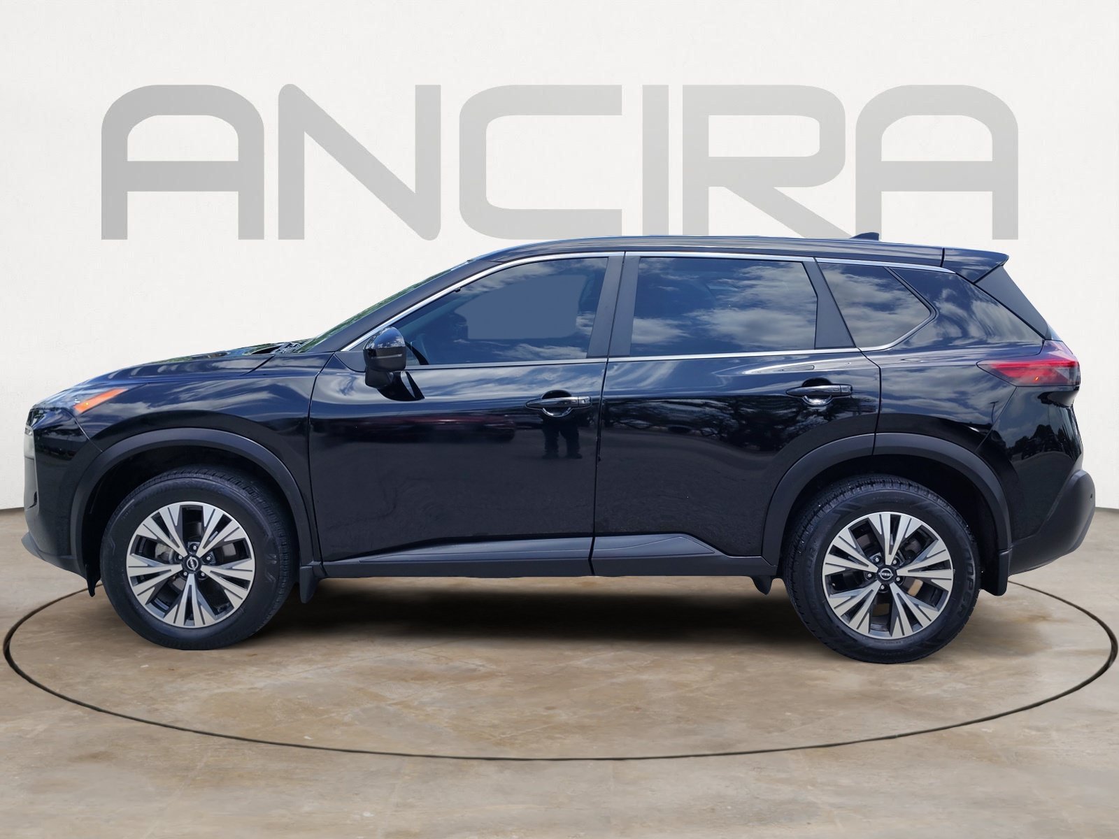 Used 2023 Super Black Nissan SV image 7