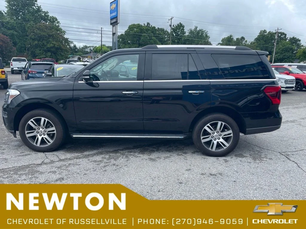 Used 2023 Black Metallic Ford Limited image 17