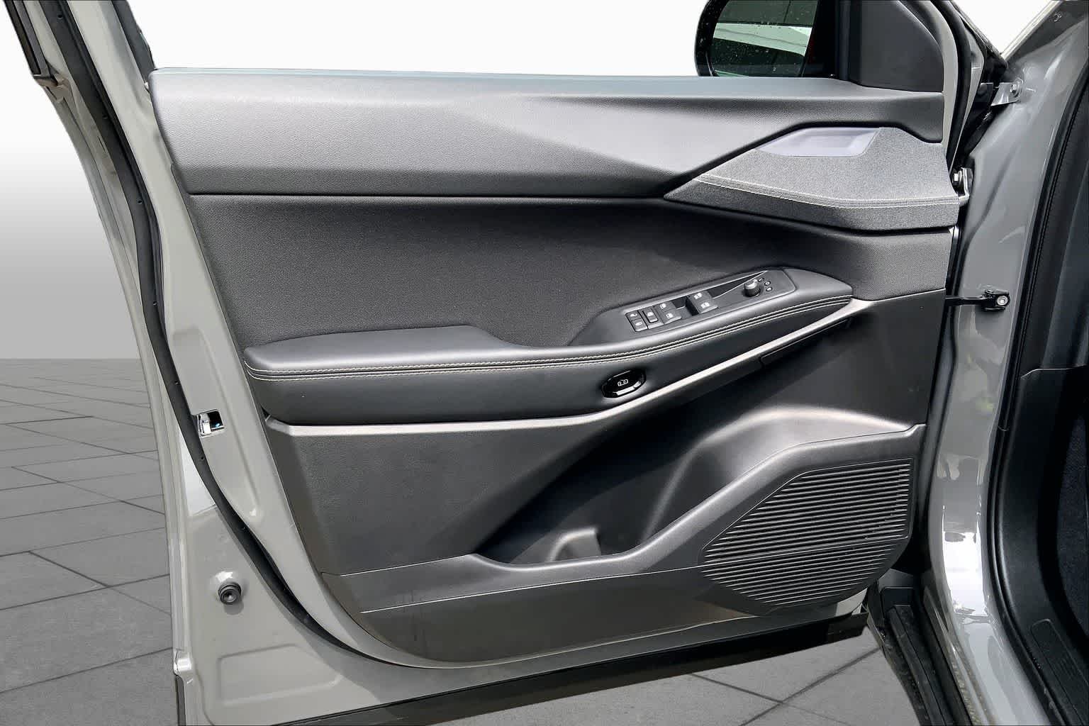 New 2026 Sting-Gray Clear-Coat Exterior Paint Jeep Laredo image 8