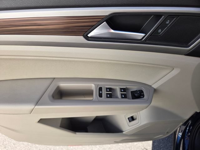 2021 Volkswagen Atlas SE w/Tech - Photo 18