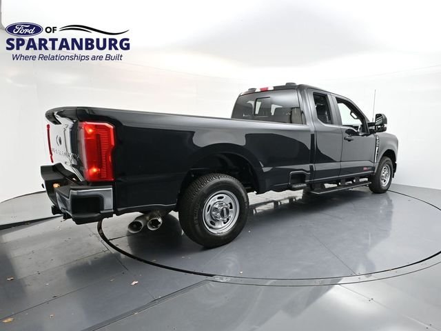Used 2026 Black Ford XL image 7