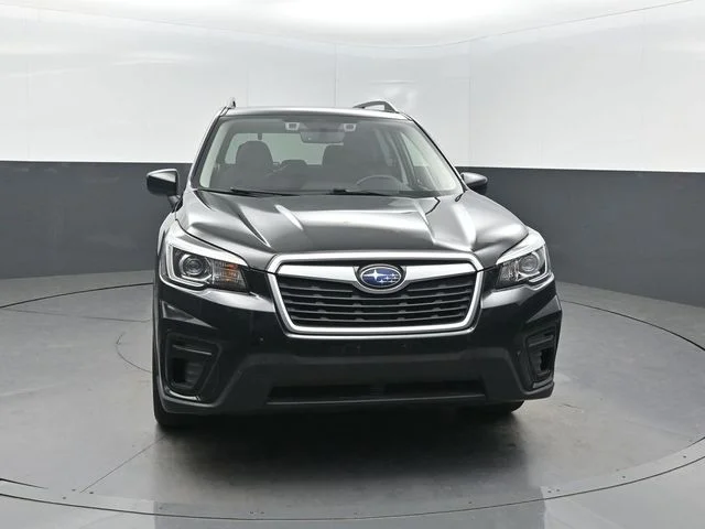 Used 2020 Black Subaru Premium image 37