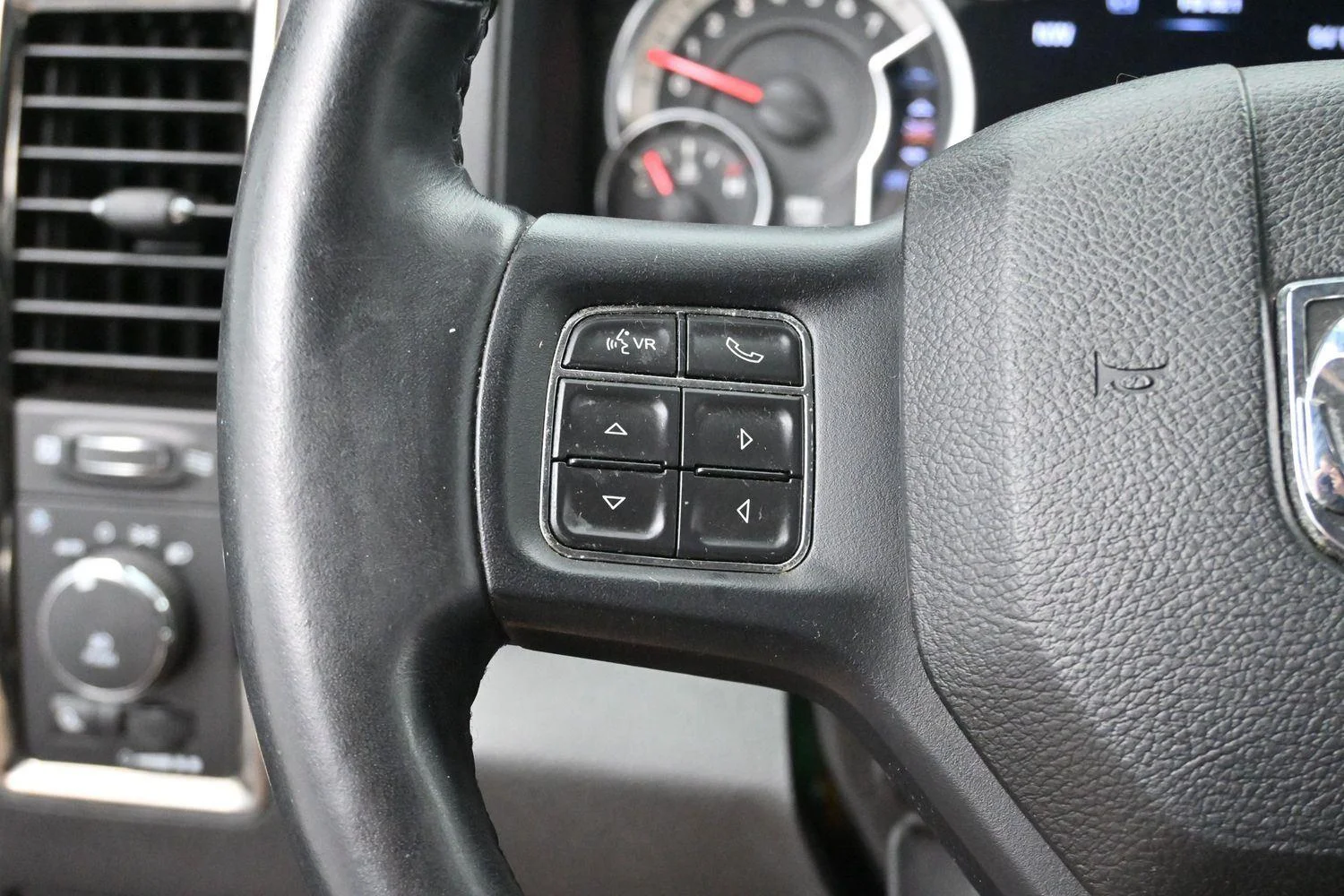 Used 2017 Granite Crystal Metallic Clearcoat Ram Sport image 16